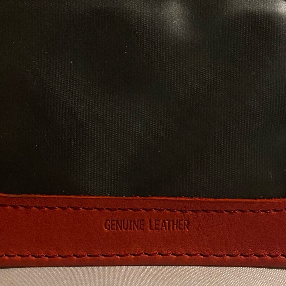 Relativity Wallet - Picture 2 of 5